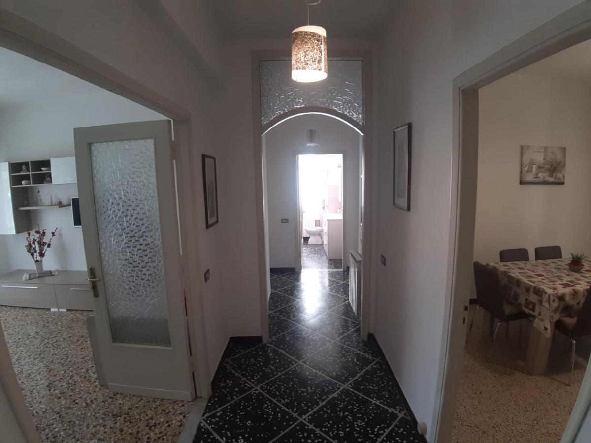 Appartamento Centrale Fino A 8 Posti Letto Pontremoli Exteriér fotografie